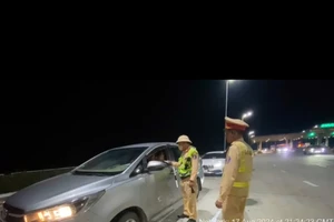 CSGT cao tốc TP.HCM – Cần Thơ chủ động phòng ngừa ùn tắc tắc dịp 2-9