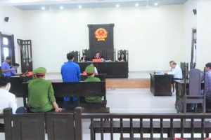 Giả chữ ký trưởng công an huyện, cựu thiếu tá lãnh mức án 12 năm tù