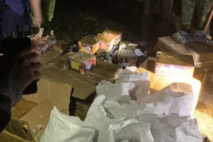 Giấu 1 tấn pháo lậu trong trại chăn nuôi để tết đem bán thì bị bắt