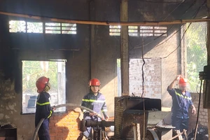 Cháy nhà nhà kho ở Tiền Giang, nhiều tài sản bị hư hỏng nặng