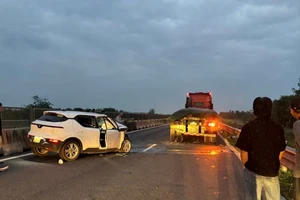 Va chạm trên cao tốc Trung Lương - Mỹ Thuận