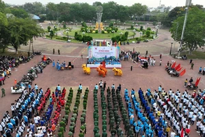 Hàng ngàn người tại Long An tham gia Ngày chạy Olympic 2025