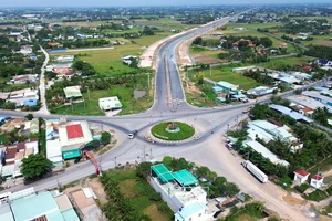 Long An: Khởi công 5 dự án lớn chào mừng 50 năm giải phóng miền Nam