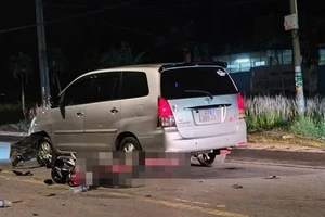 Va chạm với ô tô tải, nam thanh niên tử vong tại chỗ
