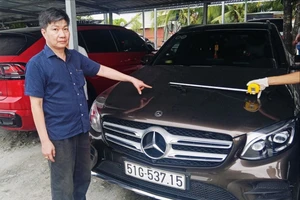 Mang ma túy và hai khẩu súng xuất cảnh sang Campuchia bị bắt ở Long An