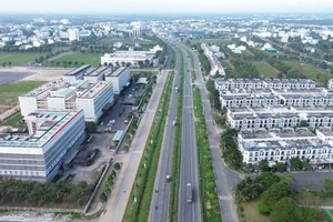 Có 254 cán bộ tỉnh Tây Ninh đến Long An làm việc tại trung tâm hành chính mới