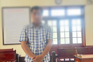 Trộm xe máy bỏ trốn, 24 giờ sau tự đến công an đầu thú