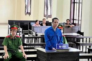 Chia dư lá bài, người đàn ông lĩnh 8 năm tù vì tội giết người