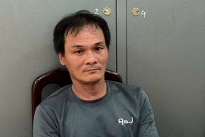 Nam công nhân nợ nần, dùng liềm chặn xe Sh cướp tài sản nửa đêm