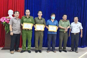 Tây Ninh: Truy bắt kẻ nghi trộm cắp dùng dao tấn công công an phường