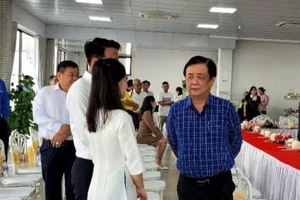 Phó Chủ tịch Quốc hội Lê Minh Hoan tại buổi hội thảo