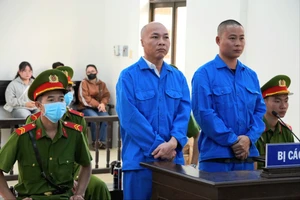 Hai tài xế rượt đuổi nhau tại tòa