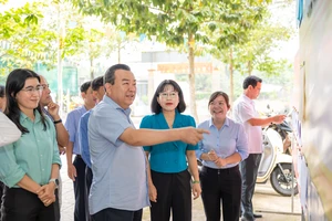 Phó Bí thư Tỉnh ủy Tây Ninh Phạm Hùng Thái kiểm tra công tác bầu cử tại xã Tân Thành