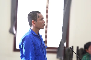 Uống rượu rồi truy sát chồng cũ của vợ 14 nhát dao, lãnh án 10 năm tù