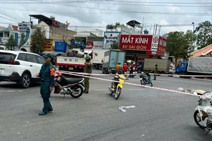Va chạm với xe tải trên tuyến ĐT825, hai phụ nữ không qua khỏi
