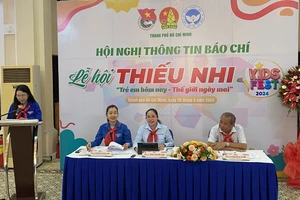 Trải nghiệm tương tác với AI qua Facebook tại Lễ hội Thiếu nhi TP.HCM