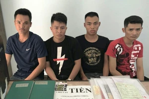 Nhóm cho vay lãi suất 'cắt cổ' nhắm vào phụ nữ đơn thân