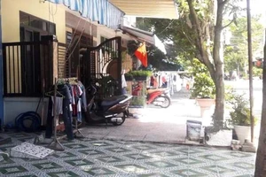 Người phụ nữ bất ngờ tẩm xăng tự thiêu giữa đường