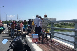 Nhảy cầu Tiên Sơn sau khi gọi điện cho bạn gái