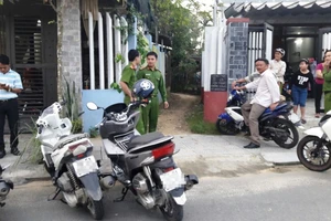Vây bắt kẻ trộm dùng kéo đâm chủ nhà