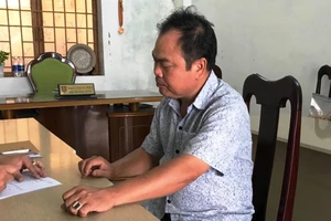 Chồng đâm chết vợ trong phòng ngủ vì cãi nhau