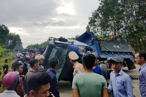 Tai nạn liên hoàn, tuyến huyết mạch Bắc –Nam kẹt cứng