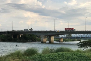 Sông Cầu Đỏ nhiễm mặn cao, người dân Đà Nẵng nên trữ nước sạch