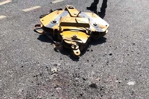 Phạt nhà thầu để móc cần cẩu rơi xuống đường ở Đà Nẵng