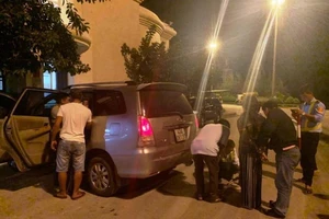 Hai vợ chồng chuyển thuốc lắc trên ô tô thuê