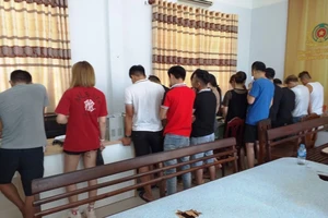 Quán karaoke bị đình chỉ lại có khách dương tính ma túy