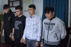 Bắt thêm 4 sinh viên vụ nhóm cướp nhí chặn xe công an