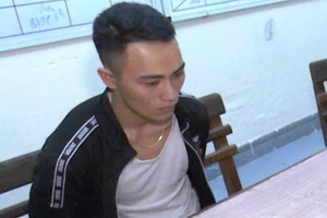 Đang mang thuốc lắc tới vũ trường thì gặp 911 Đà Nẵng