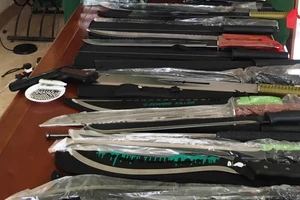 Mua súng, đạn bi về bán, 1 nam thanh niên bị bắt