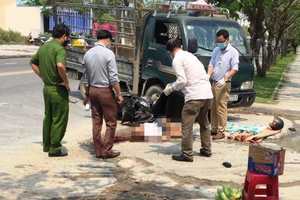 Nữ tài xế lái ô tô tải va chạm người đi xe máy