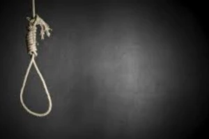 Nữ phó chủ tịch phường ở Đà Nẵng chết trong tư thế treo cổ 