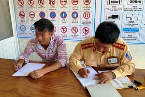 Tài xế chạy ngược chiều trên cao tốc bị phạt 17 triệu đồng