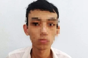 Nam thanh niên lừa cô gái bán dâm lấy iPhone X