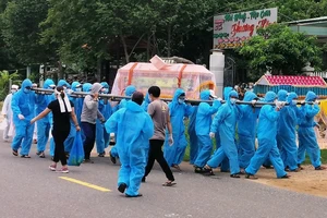 Đám tang trong vùng dịch COVID-19