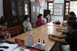 8 nam nữ phê ma túy, mở nhạc inh ỏi lúc rạng sáng