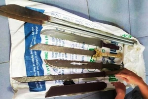 Nam thiếu niên bị nhóm 20 người chém nhầm gây trọng thương