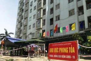 Nhân viên bar New Phương Đông nghi nhiễm, phong tỏa 1 chung cư