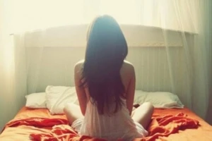 Cô gái tố bị bạn tống tiền 100 triệu đồng bằng ảnh khỏa thân