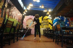 Đà Nẵng mở lại cắt tóc, gội đầu, sinh hoạt tôn giáo... từ ngày 16-10