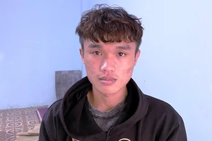 Nam thanh niên chuyên giả khổ lừa được nhiều cô gái nhẹ dạ, thương người