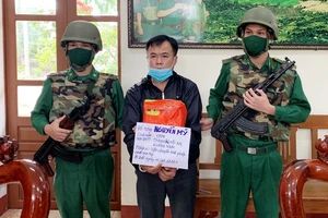 Bắt người vận chuyển ma túy khi vừa lái xe ra khỏi hầm Hải Vân