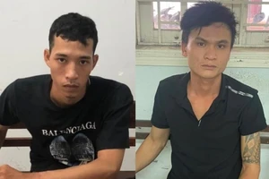 Cướp giật túi xách về tặng cho bạn gái