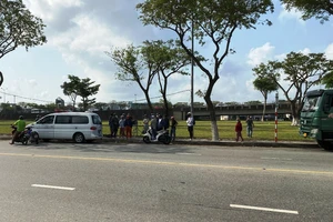 Trên đường đi làm, nữ công nhân bị xe ben cán tử vong 