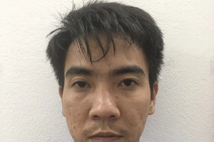 Thuê máy công trình rồi lừa bán lấy tiền tiêu