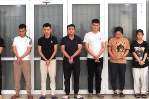 Bắt giữ nhóm chuyên lừa người vay tiền online