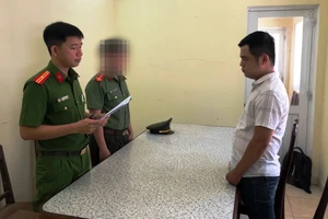 Chiếm quyền sử dụng tài khoản đầu tư ngoại hối, chiếm đoạt 400 triệu đồng